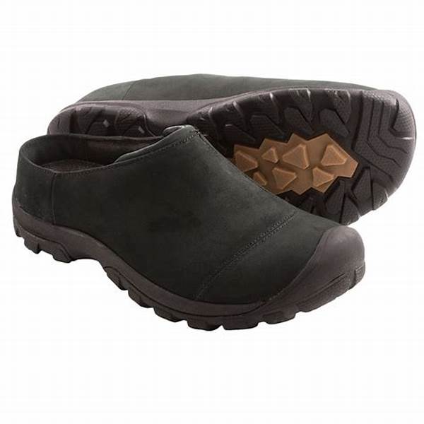 Lightweight Men’s Slip-on Clogs
